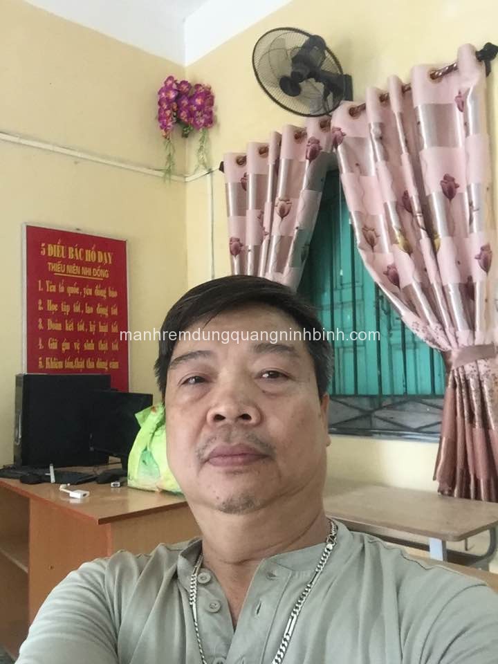 RÈM CỬA TRƯỜNG TIỂU HỌC NINH THẮNG