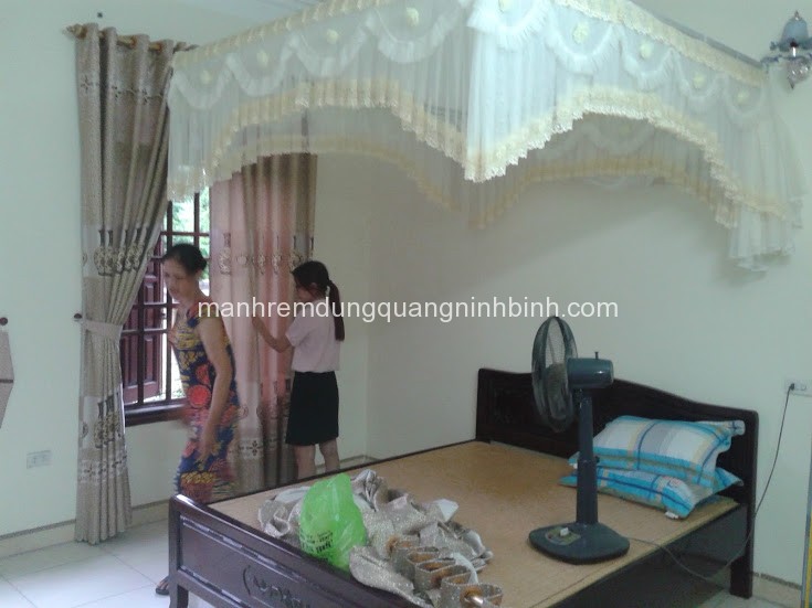 *MÀNH RÈM DUNG QUANG NINH BÌNH  ĐANG THI CÔNG  LIÊN TỤC RÈM +MÀN ĐÁM CƯỚI.
